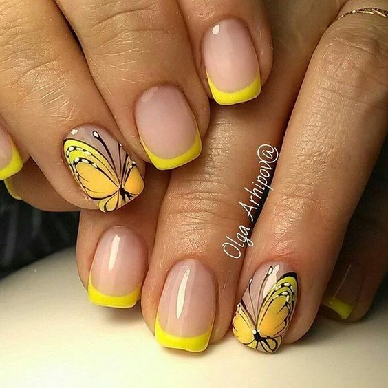 Yellow gel nails