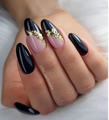 Golden shades gel nails