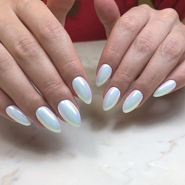 White gel nails