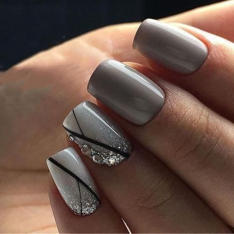 Gray gel nails