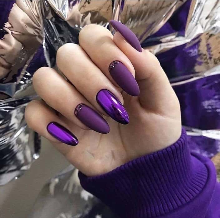 dark purple gel nails